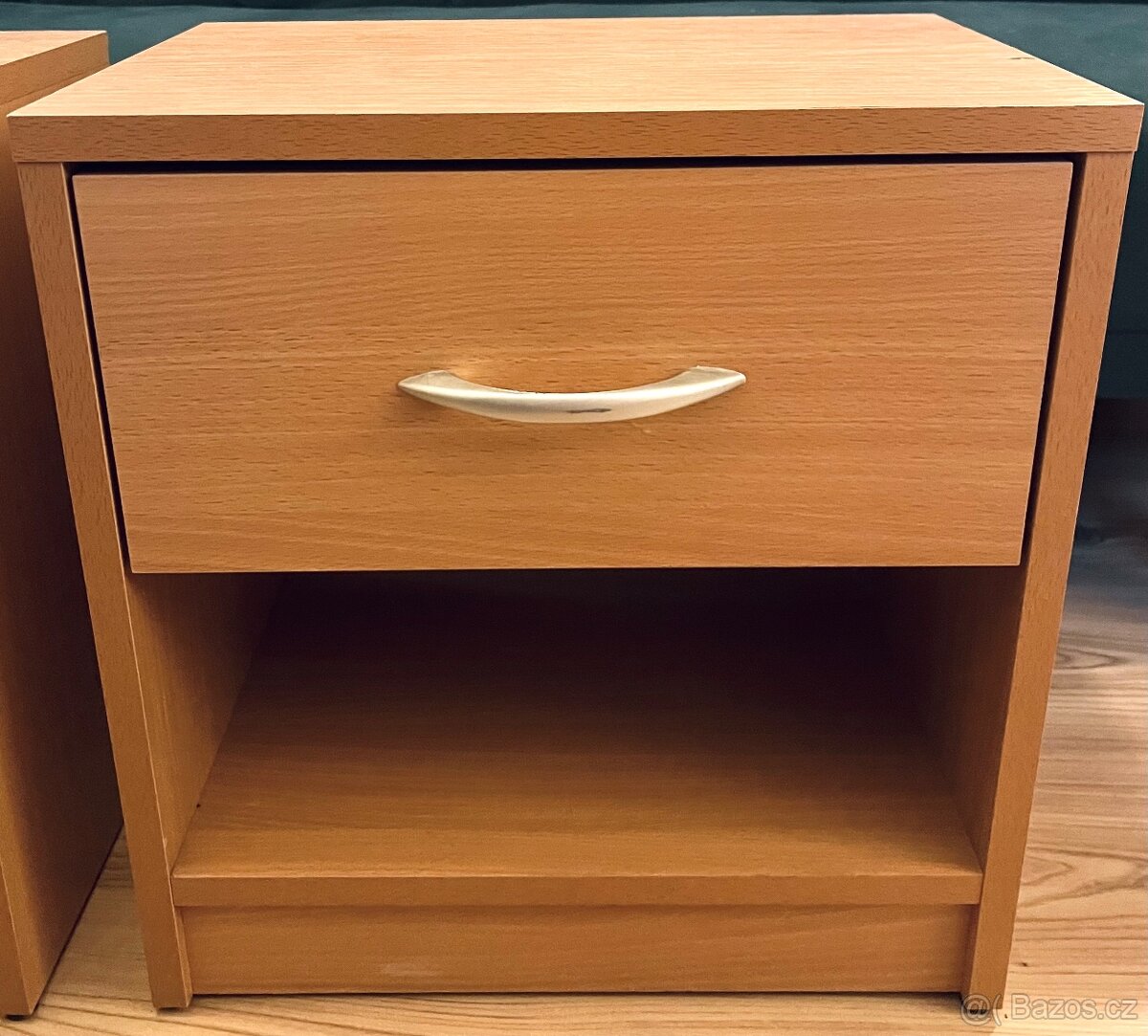 2 noční stolky - 2