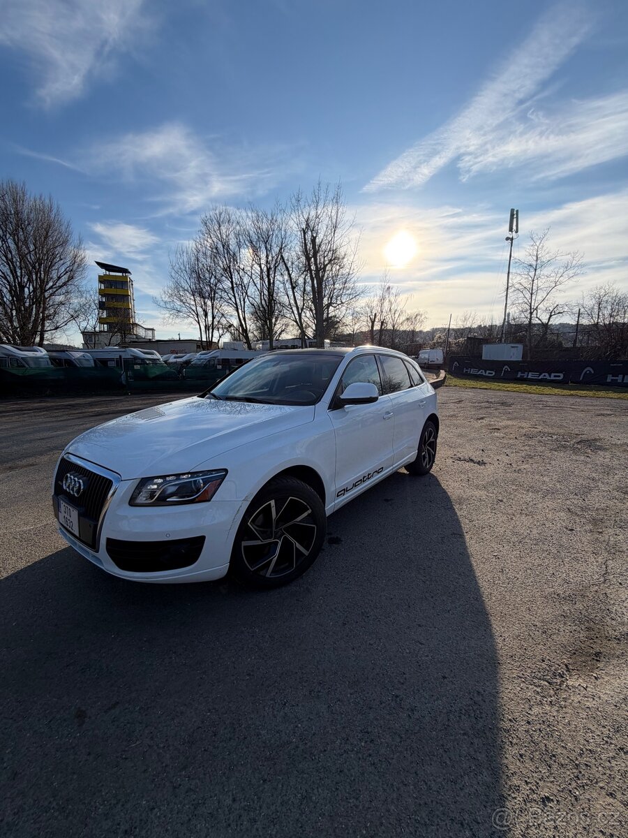 Audi Q5, rok 2010 - 2