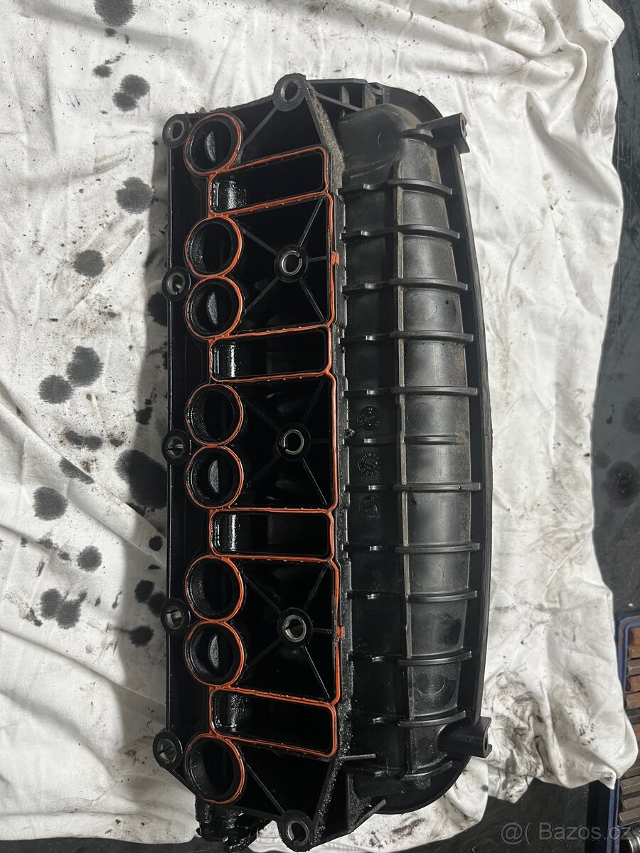 Plastové sání octavia 2 rs - 2