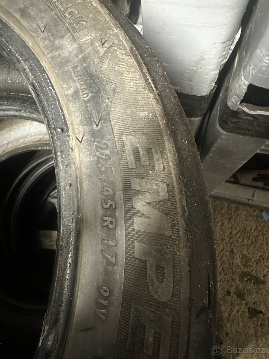 Pneu SEMISLICK letní 225/45r17 Emperum - 2