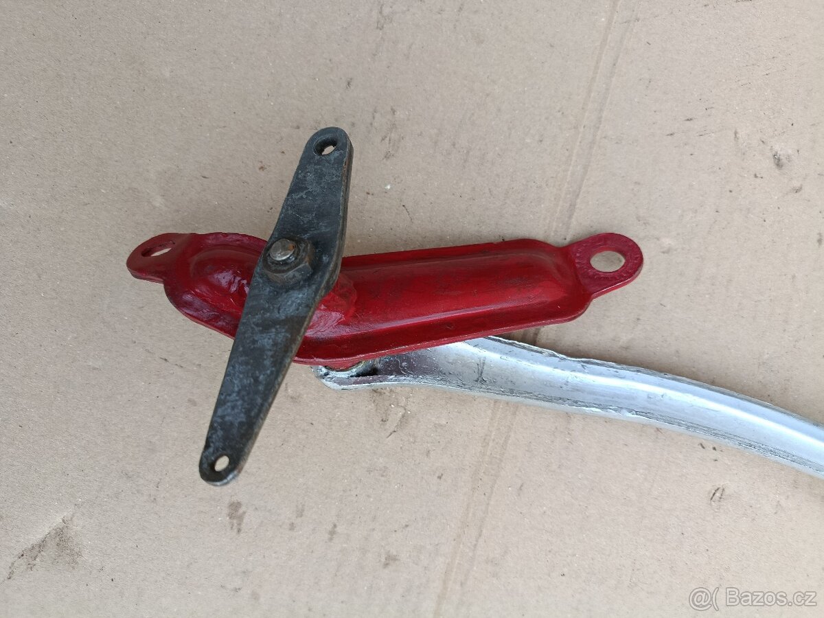 Jawa 250 Kývačka, Panelka - 2