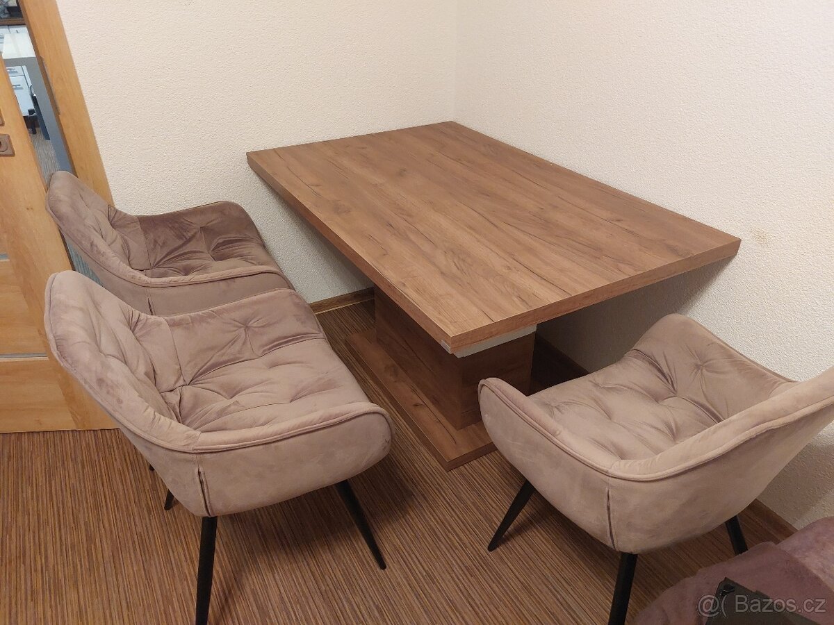 Jídelní stůl a židle - 2