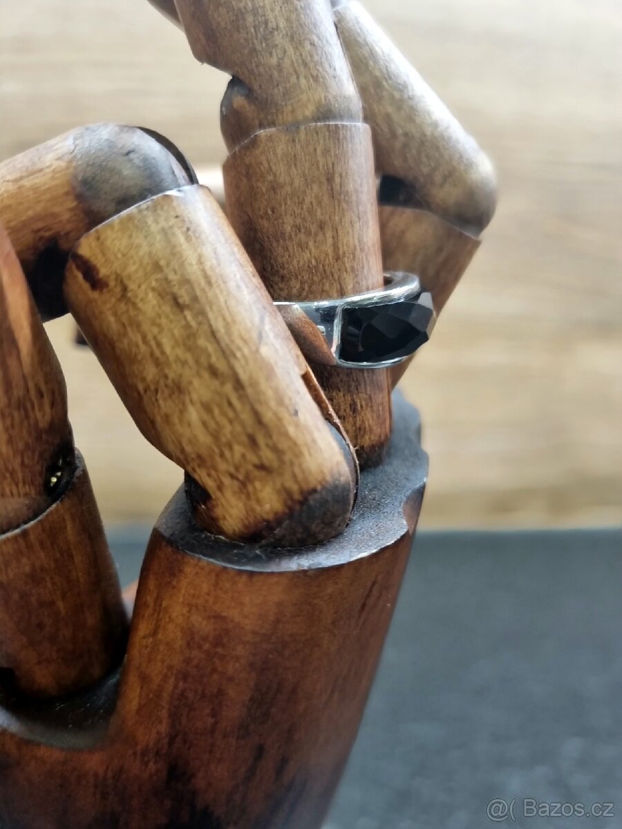 Dámský stříbrný prsten - 2