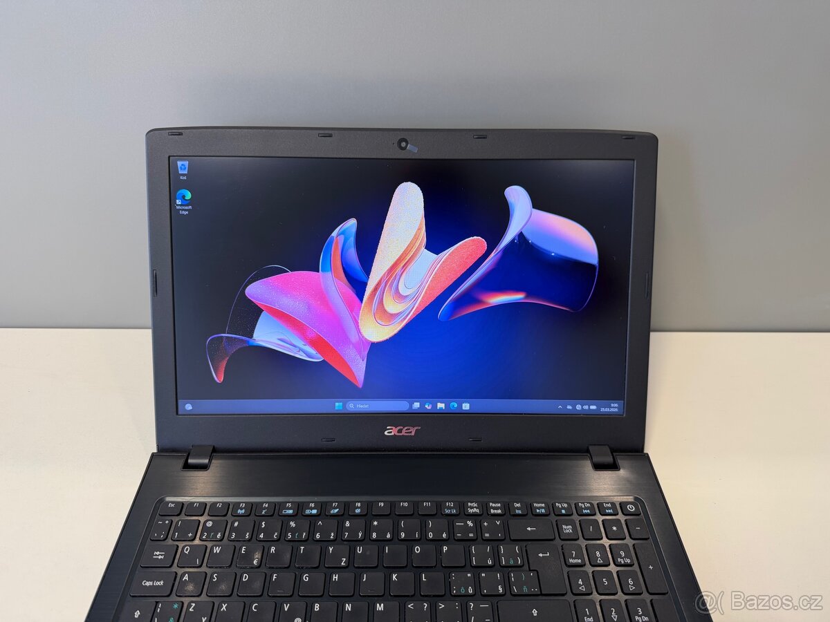 Acer TravelMate i3/8GB/SSD/FHD – pěkný stav - 2