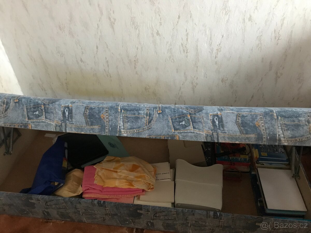 Válenda s úložným prostorem - 2