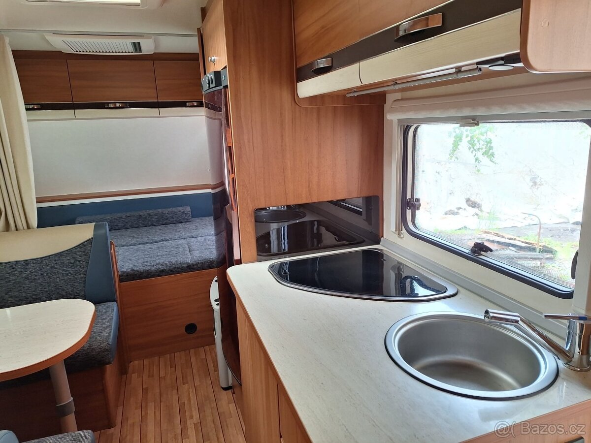 Weinsberg 480 QDK - 3 palandy - 2