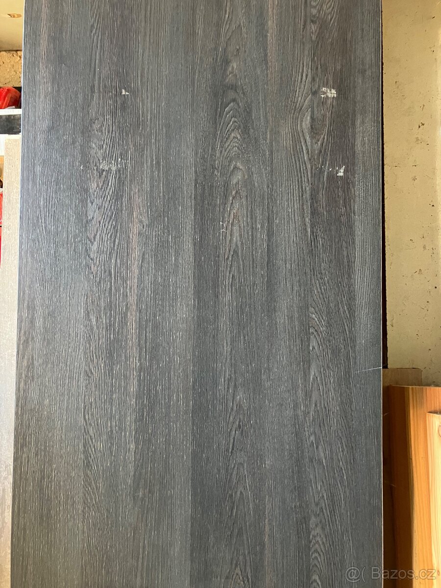 Kuchyňská deska EGGER dekor drevo+zadovy panel - 2