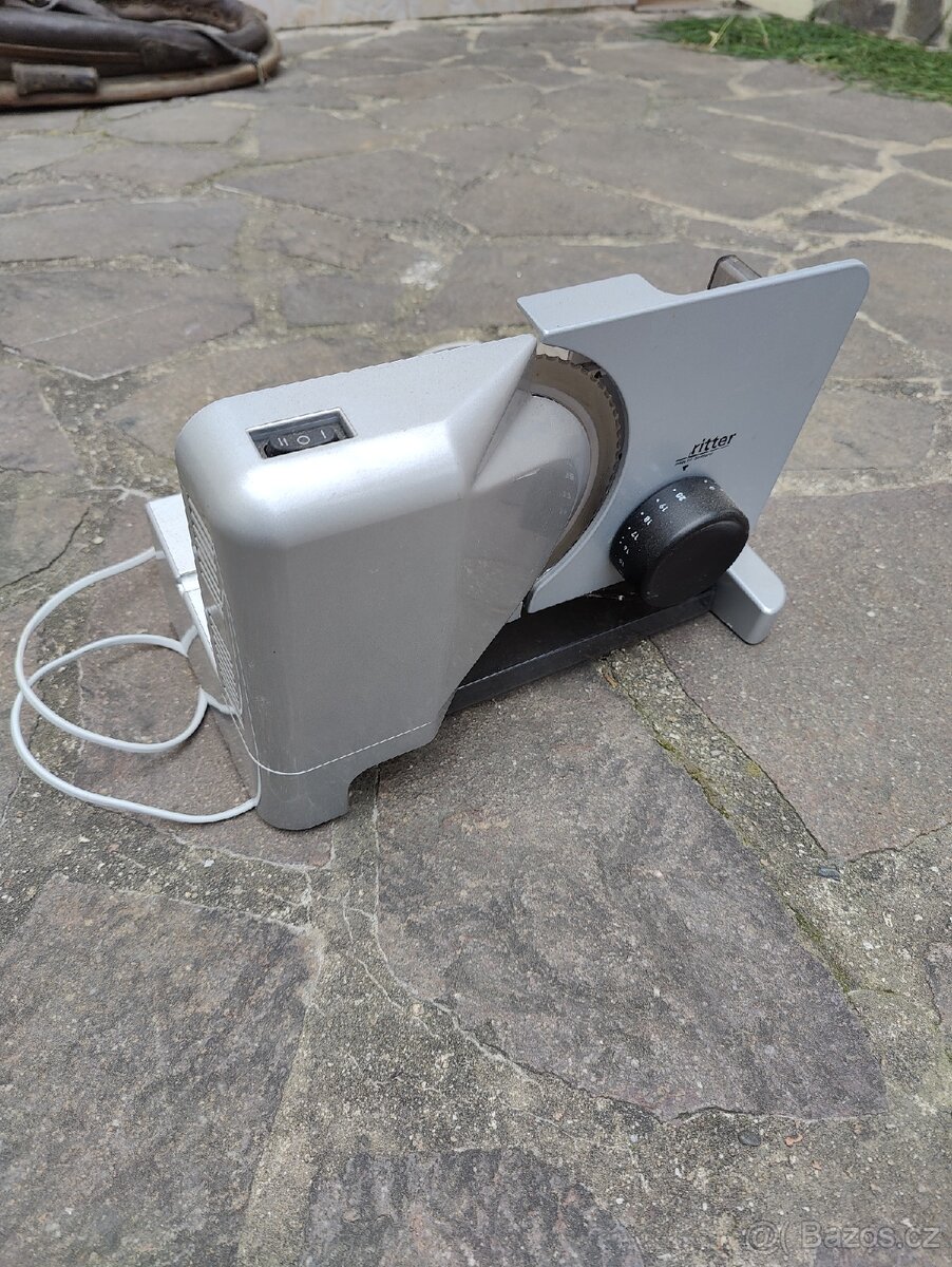 Kuchyňský kráječ - 2