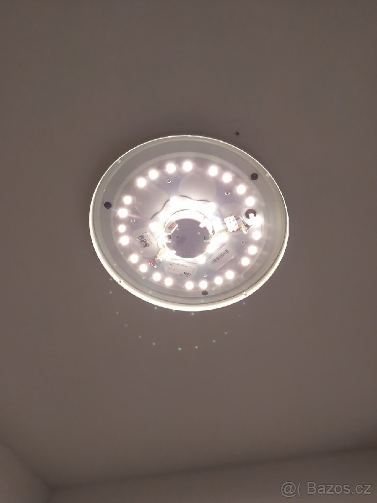 Nástěnné LED světlo se senzorem 18W nové - 2