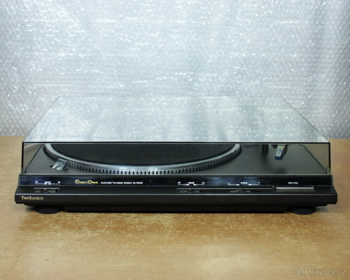 Gramofon Technics SL-DD 33. - 2