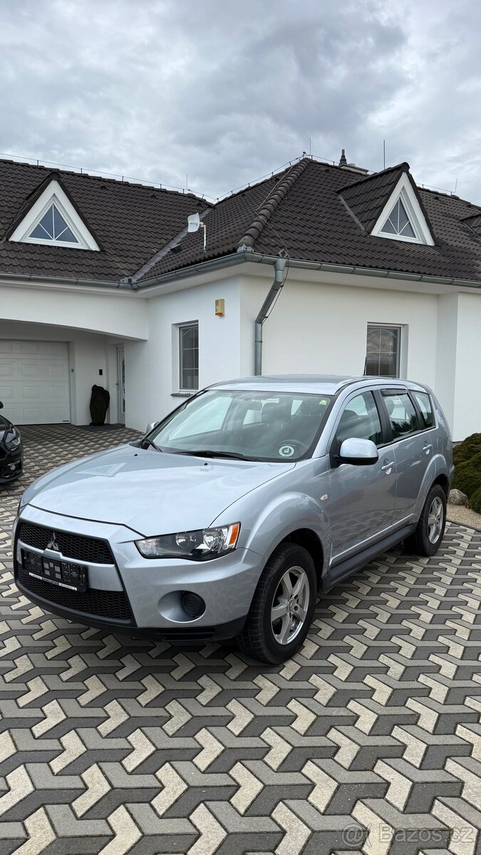 MITSUBISHI OUTLANDER 2.0i 108kw 4x2 - 2