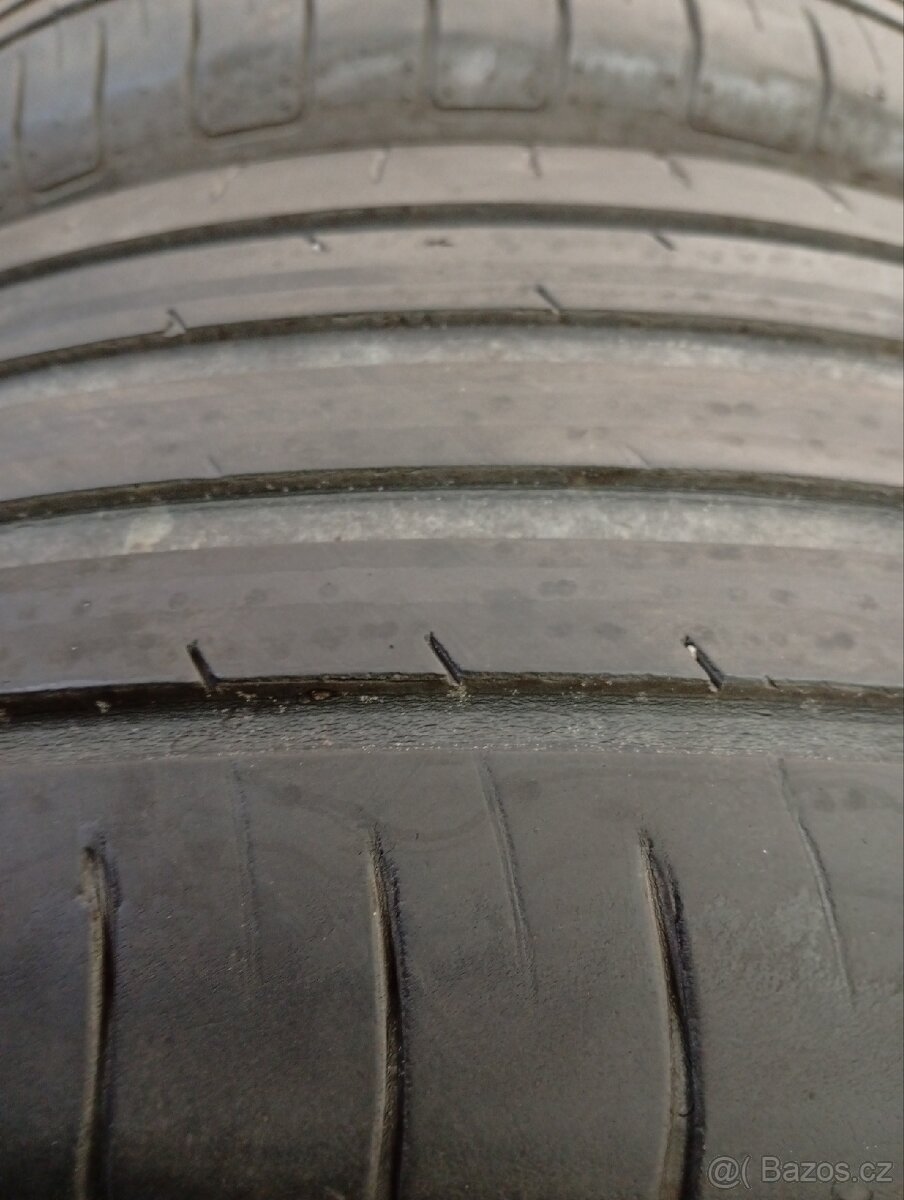 Letní Goodyear 215/55R17 - 2