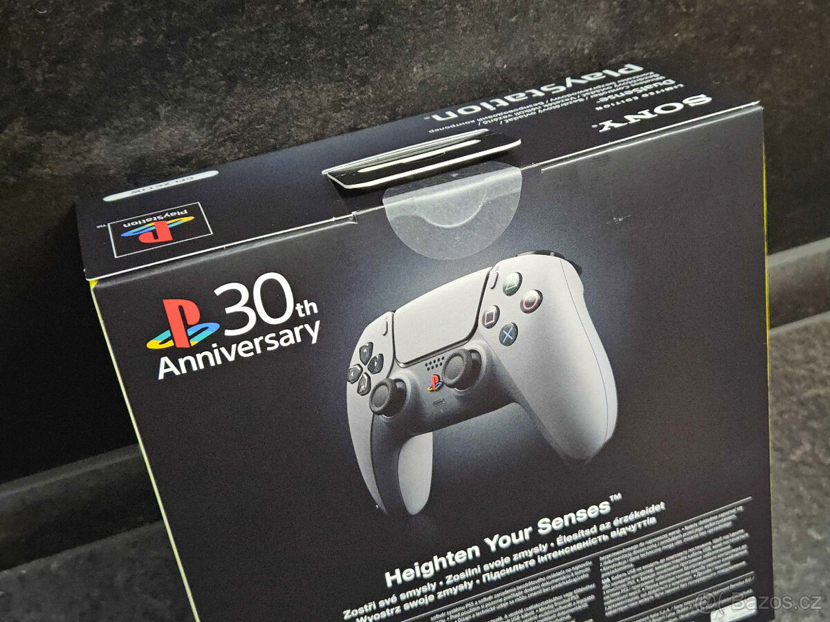 Dualsense 30th Anniversary - 2