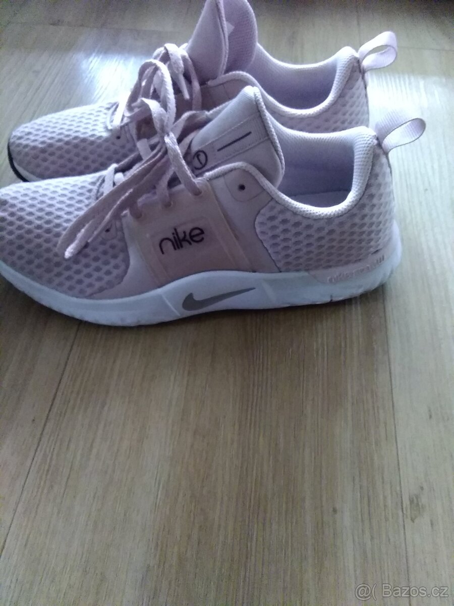 Boty Nike - 2