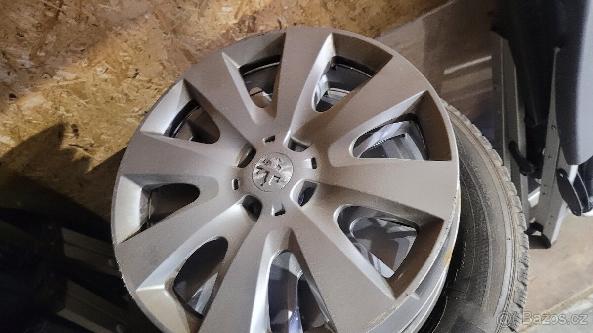 Sada kol na Peugeot 301 - 2