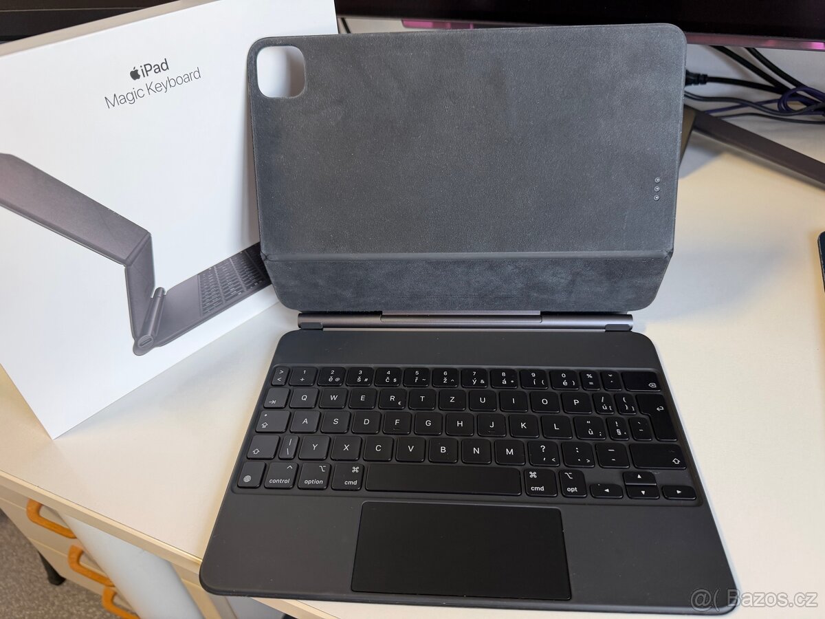 Apple Magic Keyboard - 2
