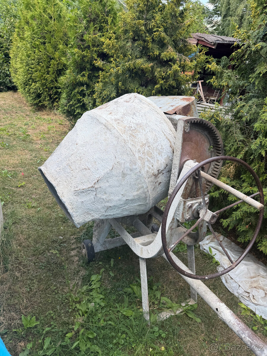 Prodám stavební míchačku na 380V - 2