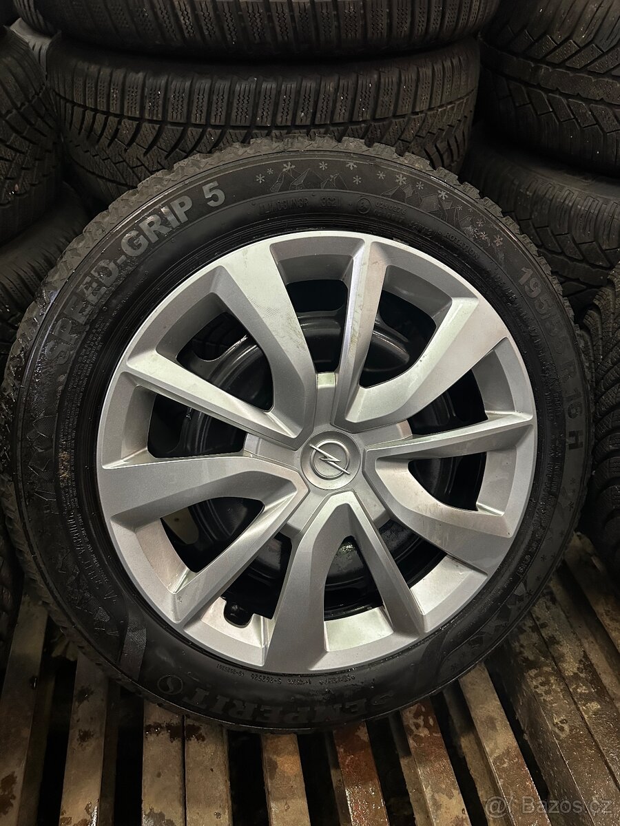 4x108 R16 6,5J ET38 + 195/55 R16 87H Semperit - 2