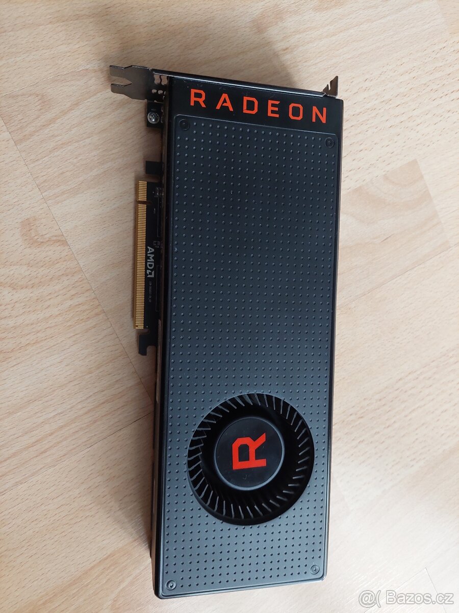 Grafická karta XFX Radeon RX VEGA 64 8G - 2