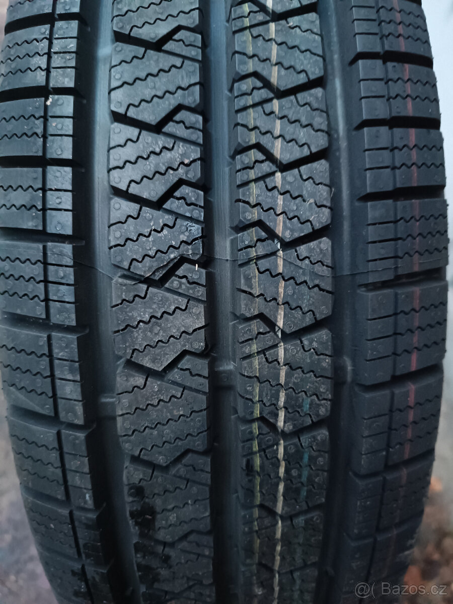 VW T5 T6 - disky 6,5x16 et51 + NOVÉ zimní 205/65/16C - 2