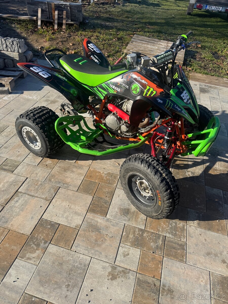 Yamaha YFM raptor 250r - 2