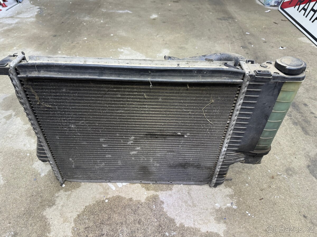 Chladič vody BMW M50B20 - 2