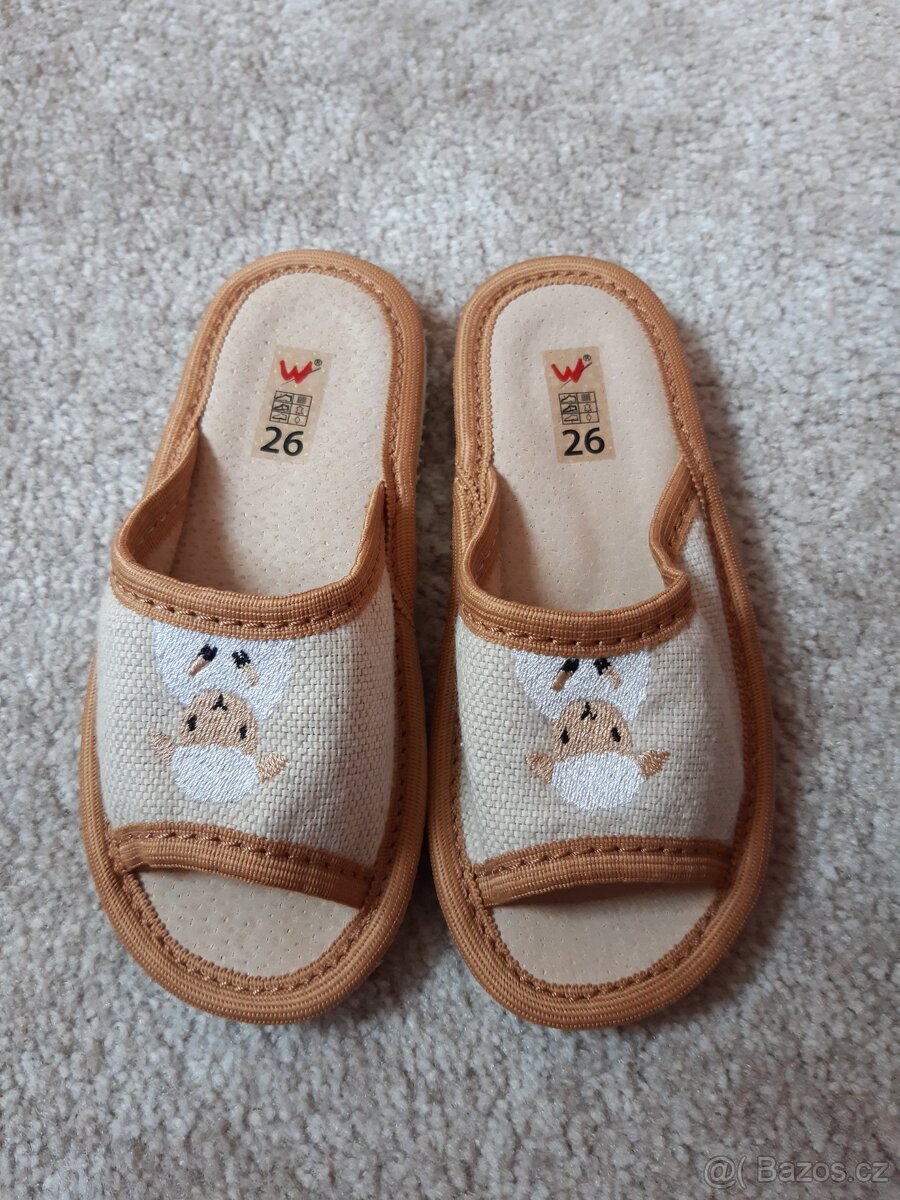 Detske lnene pantofle s oveckouvel. 26 - 2