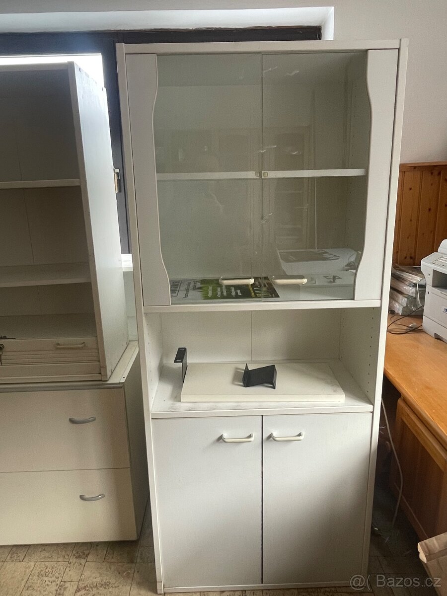 Skříně za čokoládu. - 2