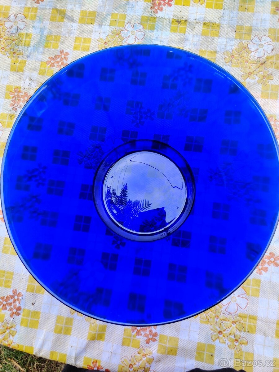 Modrá skleněná mísa na ovoce - 2