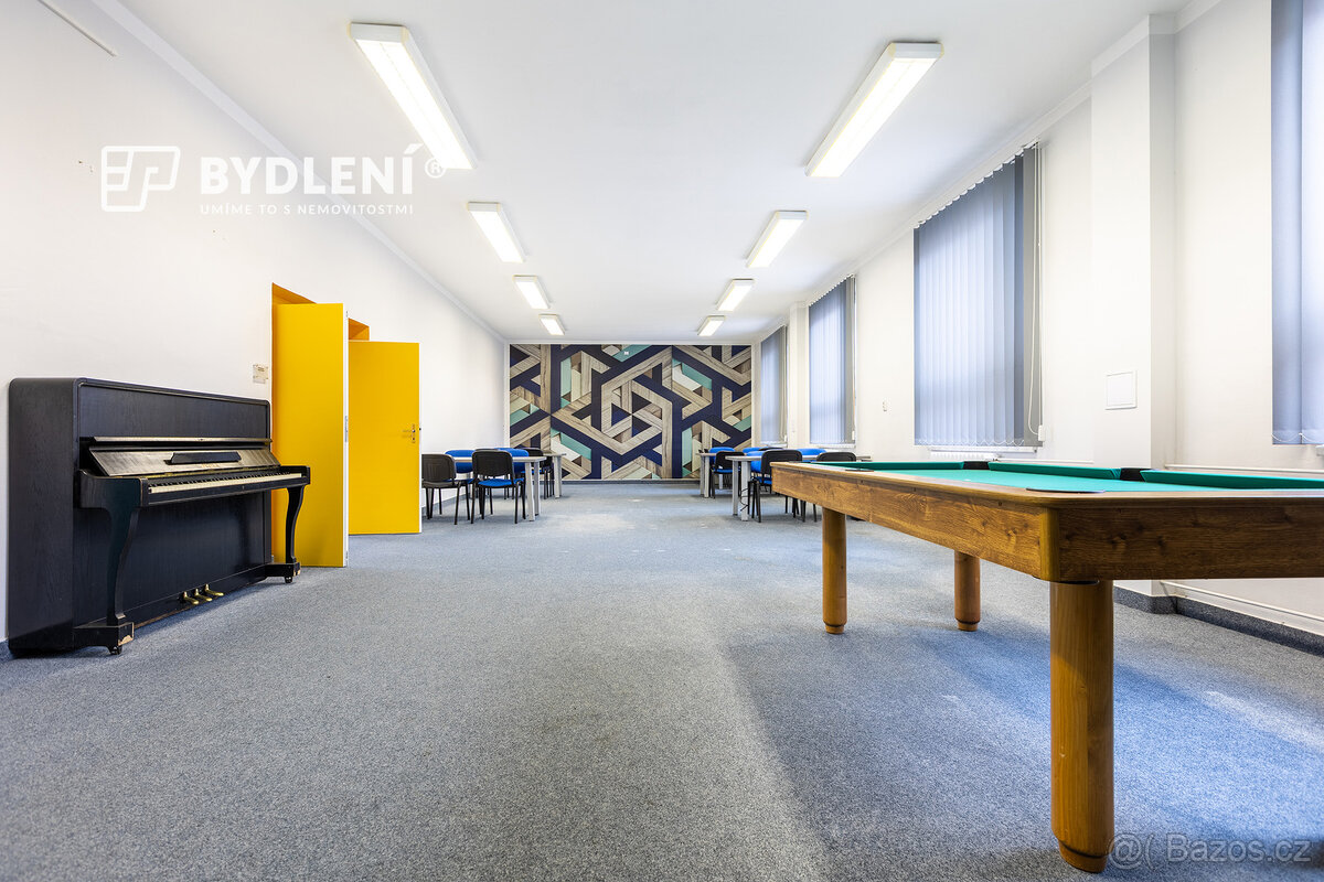 Pronájem komerčního prostoru 153 m², Teplice – Modlanská uli - 2