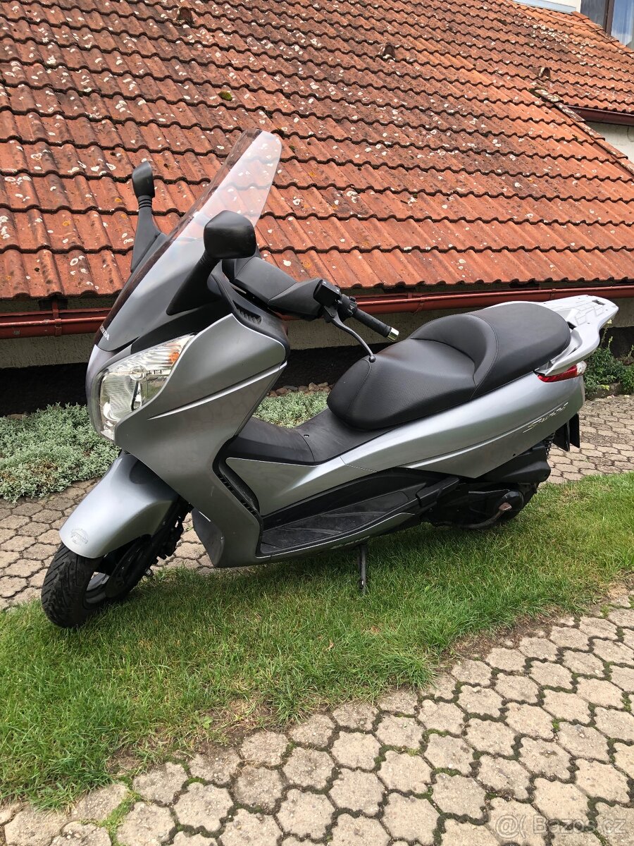 Honda S-wing 125 - 2