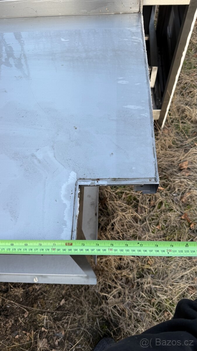 nerezovy stul s drezem - 2