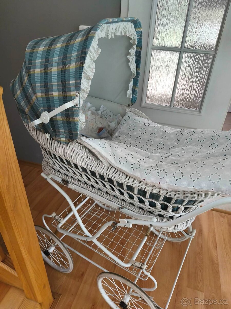 Retro kočarek KNORR - 2