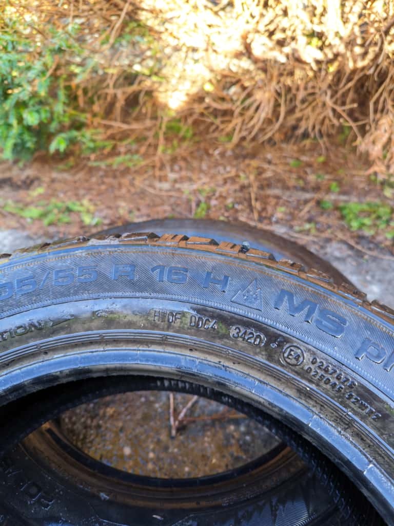 2x Uniroyal Použité Celoroční Pneu 205/55R16 M+S - 2