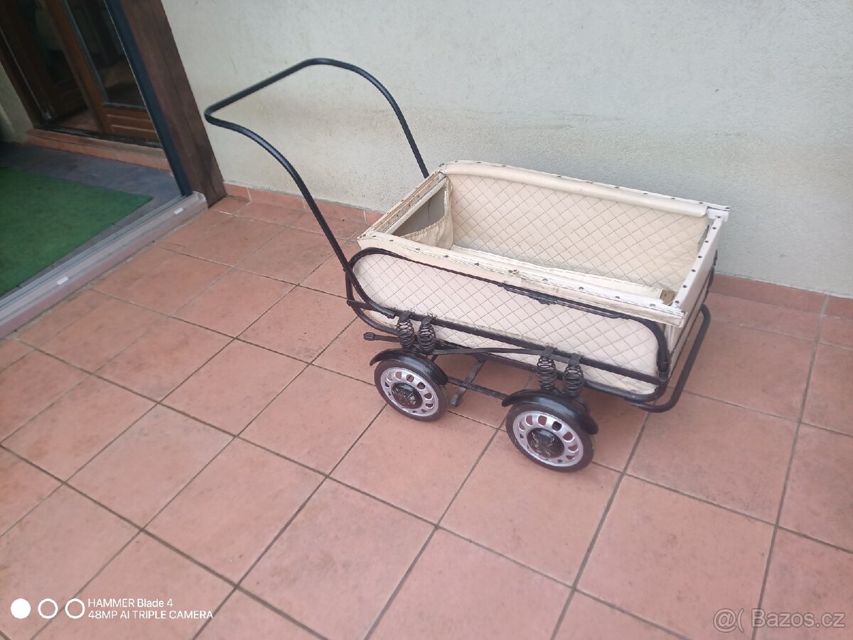 Prodej retro kočárku - 2