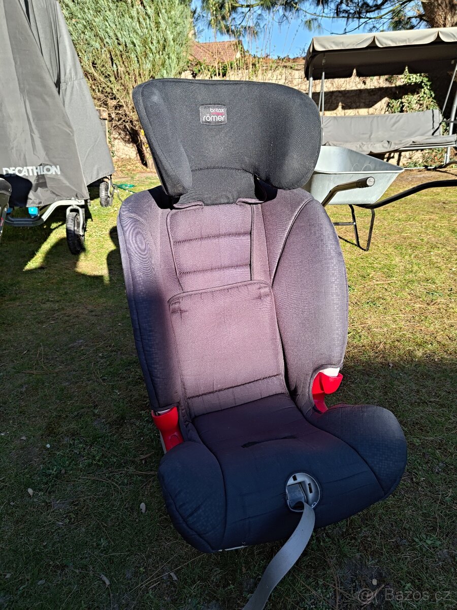 3 autosedačky - 2