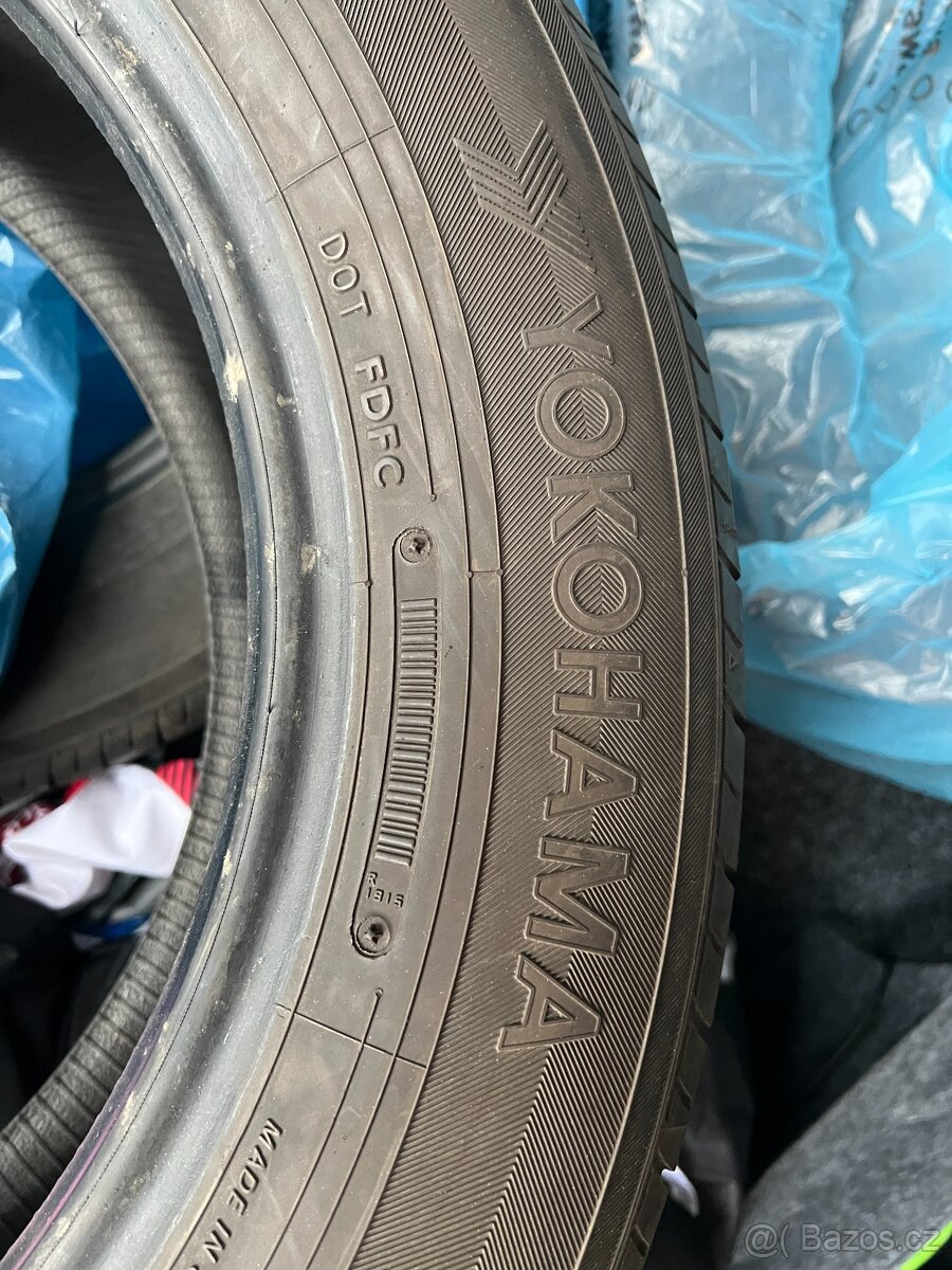 prodám 4 ks pneu 225/60/17 - 2