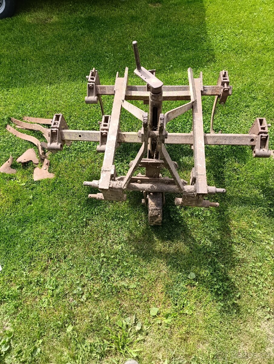Kultivátor - 2