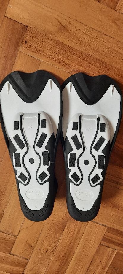 PLOUTVE 42-43 - 2