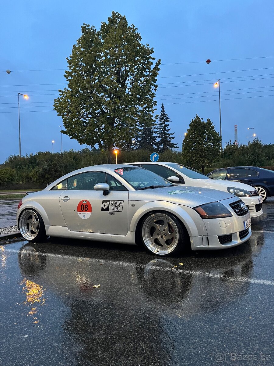 Carline cm6 - 2