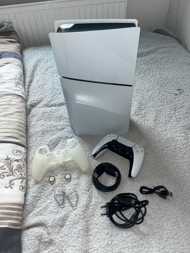 PlayStation 5 Slim s mechanikou - 2
