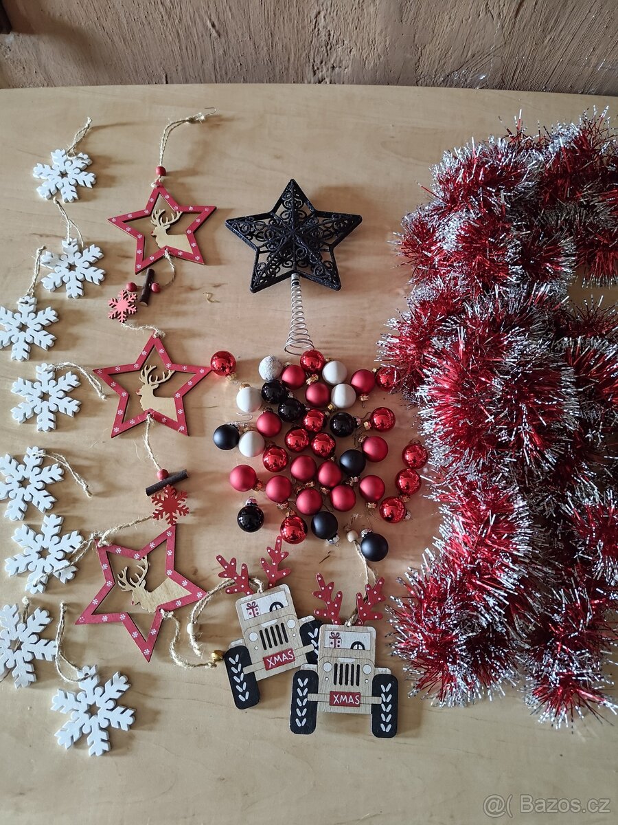 Vánoční dekorace, ozdoby. - 2