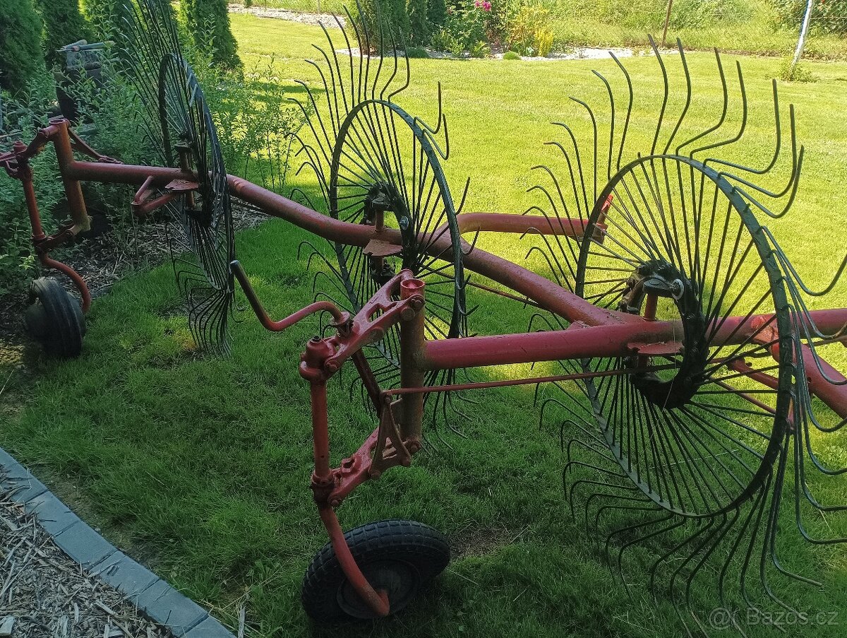 Sluníčkový obraceč - 2