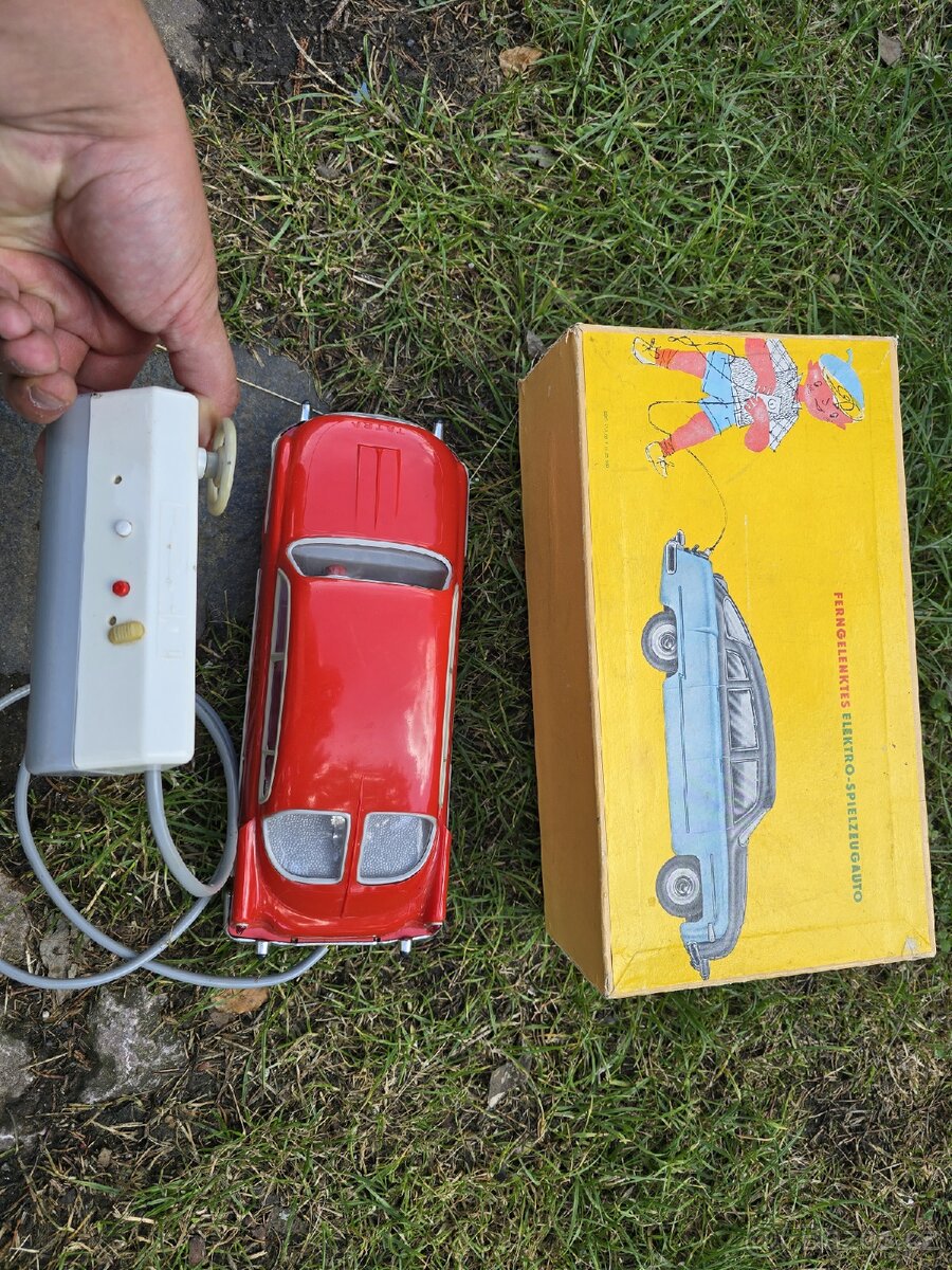 TATRA 603 PRESUS S KRABICÍ - 2