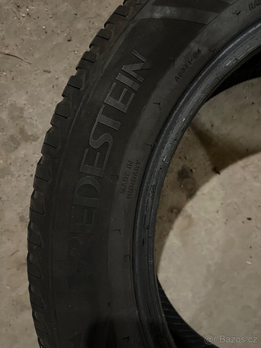 Zimní gumy Vredestein 205/55 R16 - 2