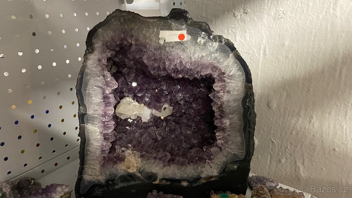 Ametystová geoda15,65 kg sytá barva, kalcit, Top krystaly - 2