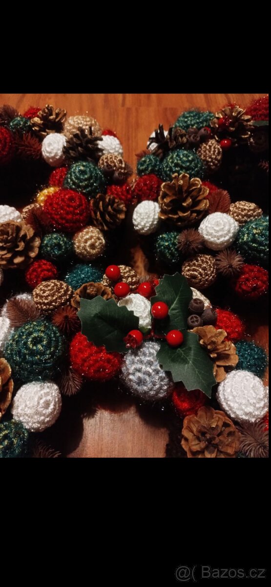 Prodám háčkovaný vánoční věnec - 2
