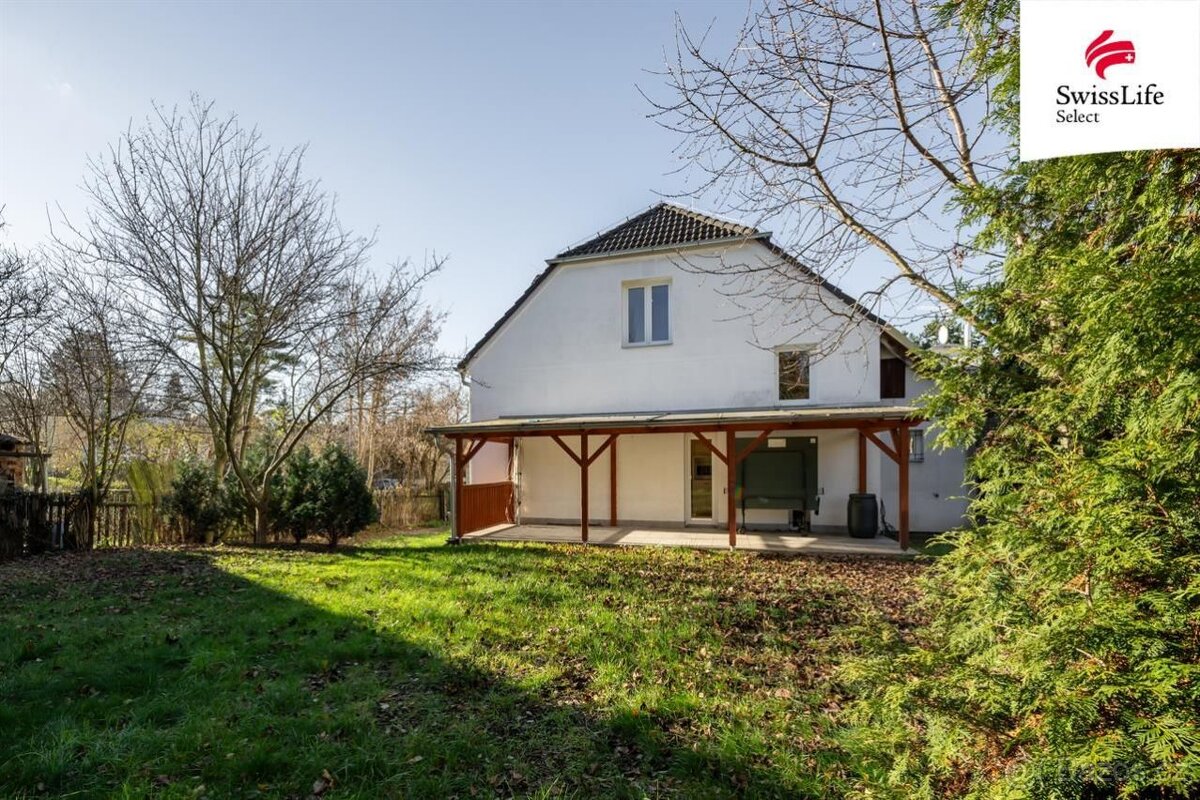 Prodej rodinného domu 196 m2 Na průhonu, Praha - 2