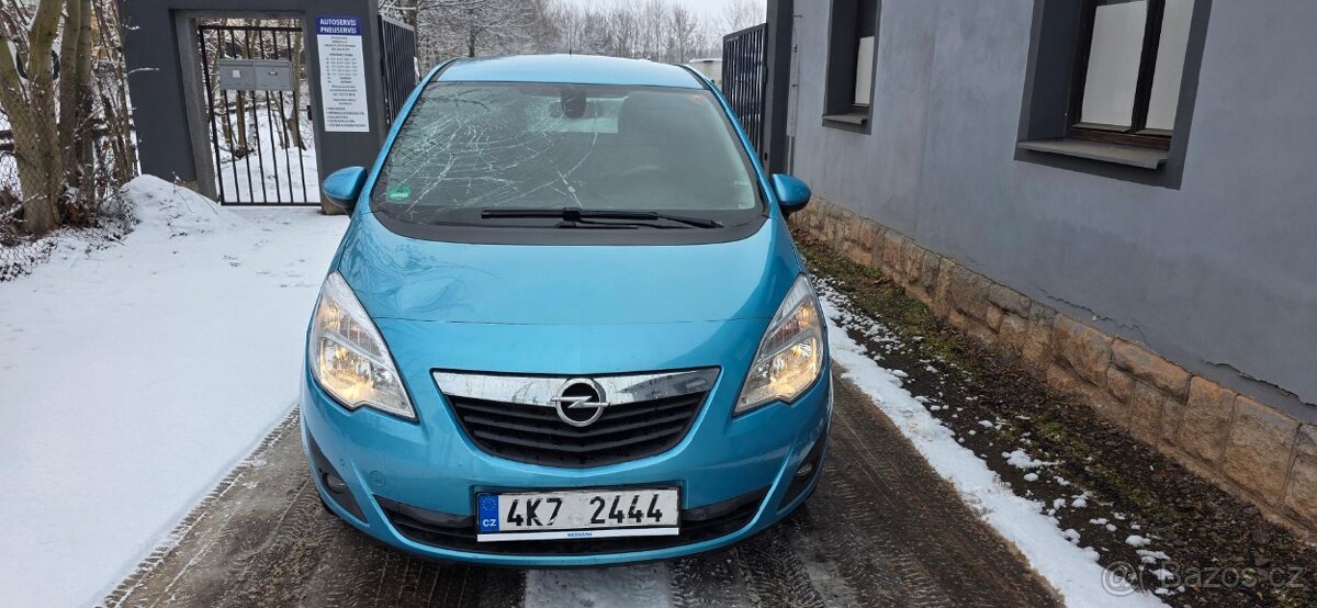 Opel Meriva B 1.4 74kw rok-2010 - 2