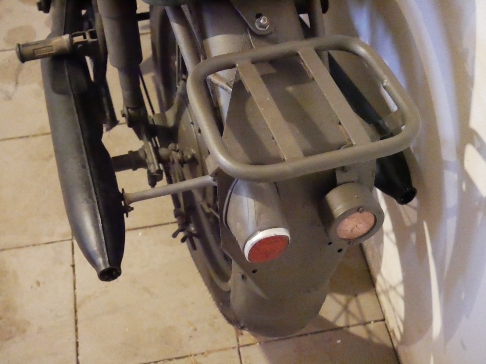 Jawa Monark 350 s TP Vape - 2